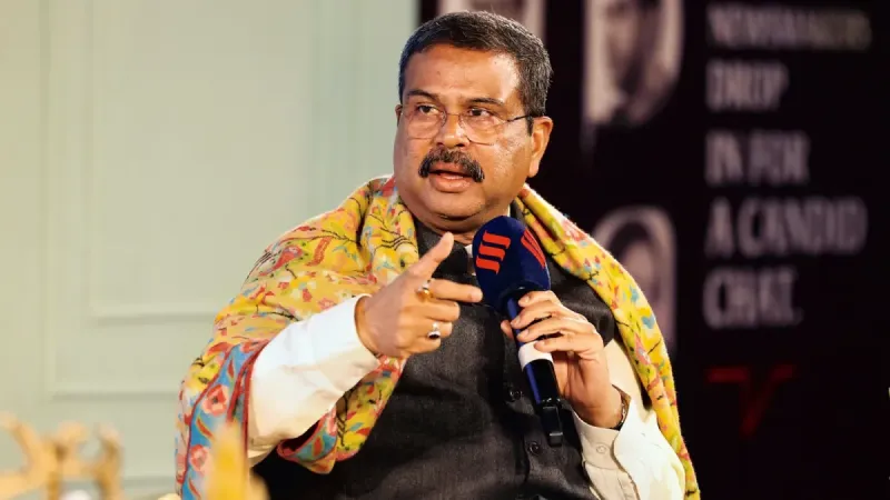 Union Education Minister Urges Unitary University Upgrade for IGIT Sarang